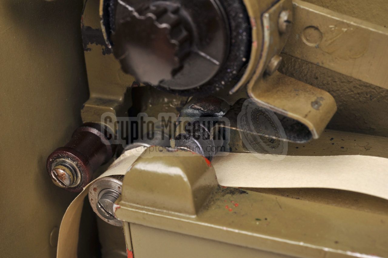 Close-up of the helix spindle